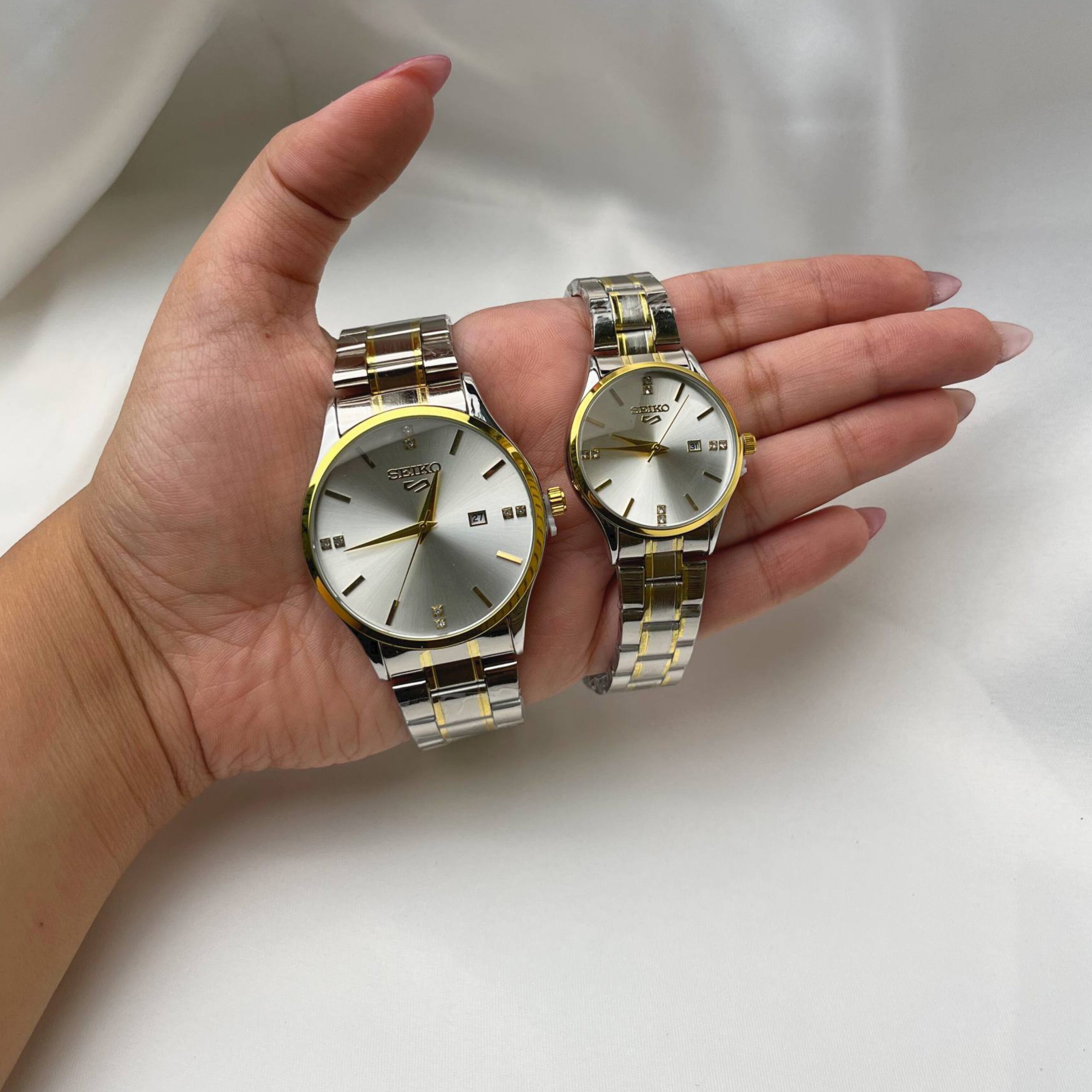 InShot_20251202_130255135 ساعت مچی سیکو صفحه گرد ست کاپلی - تصویر 1